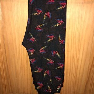 NWT OS LLR Butterflies & Lace Leggings
